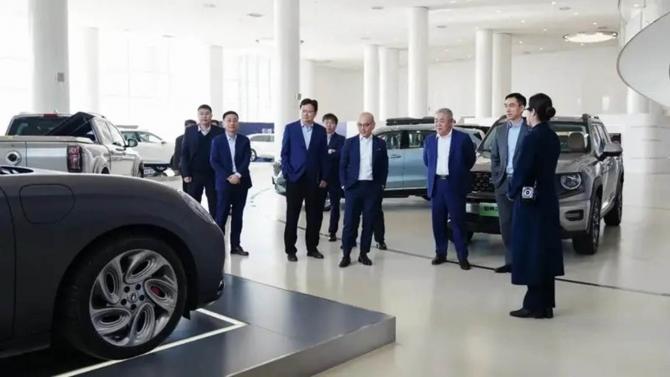 長城汽車與IBM咨詢達成長期戰略合作，攜手推進汽車信息咨詢服務轉型升級